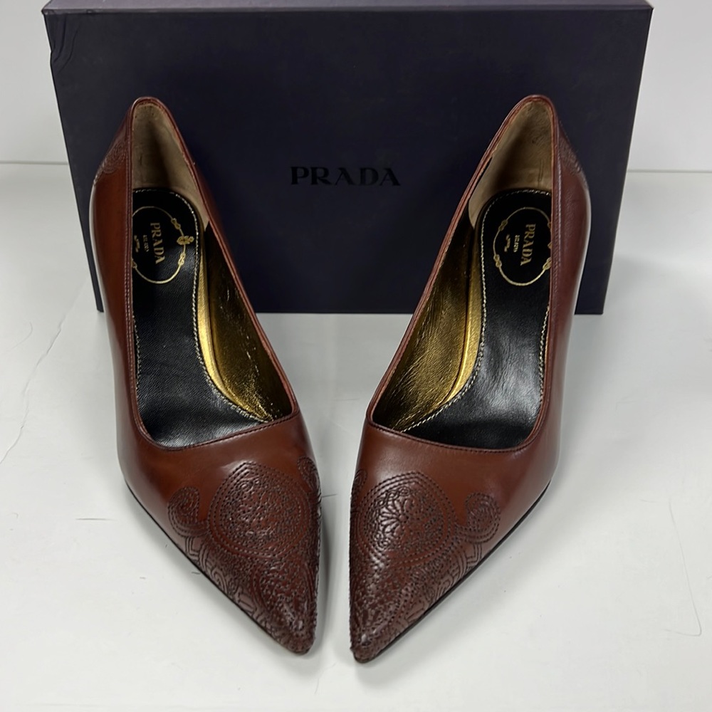 Prada Brown Leather High Heels with embroidery on heel and toes